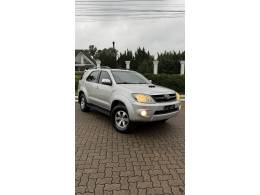 TOYOTA - HILUX SW4 - 2008/2008 - Prata - R$ 101.900,00