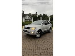 TOYOTA - HILUX SW4 - 2008/2008 - Prata - R$ 101.900,00